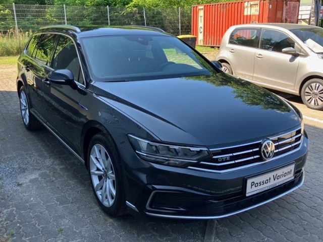 Passat Variant 1.4 TSI GTE  KLIMA LED NAVI ALU