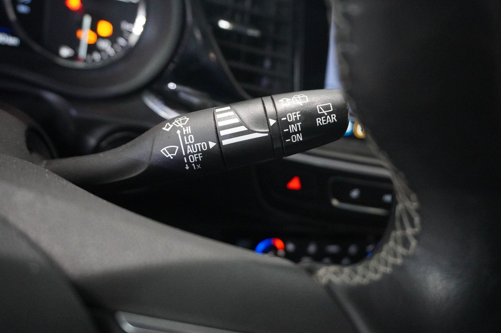 Fahrzeugabbildung Opel Insignia B ST 2.0D ELEGANCE NAVI/HUD/KAMERA/AHK
