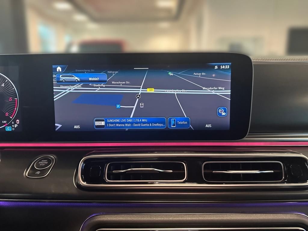 Fahrzeugabbildung Mercedes-Benz V 300 d AVANTGARDE Lang AHK KAM STH SHZ AIRMATIC
