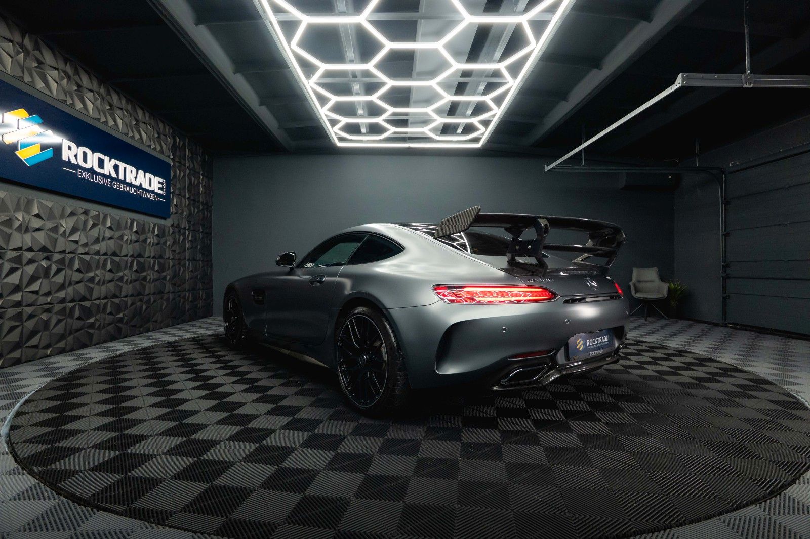 Fahrzeugabbildung Mercedes-Benz AMG GT C Performance Carbon *Burmester*Pano*LED*