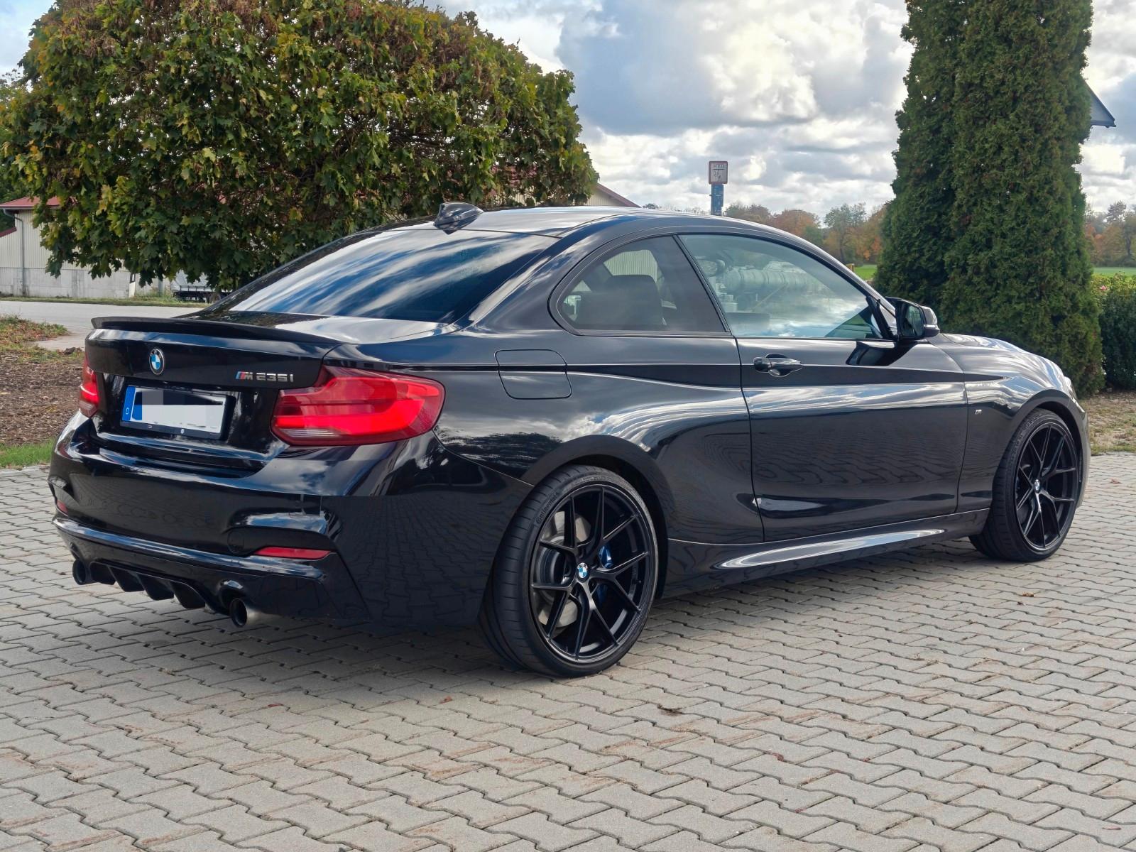 BMW M235