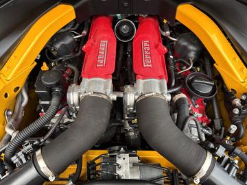 صورة 7 لـ 2021 Ferrari ROMA