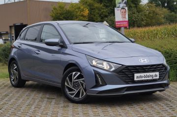 Hyundai i20 1.2 KLIMAAUTOMATIK-ALU16-NAVI-KAMERA-SHZG-