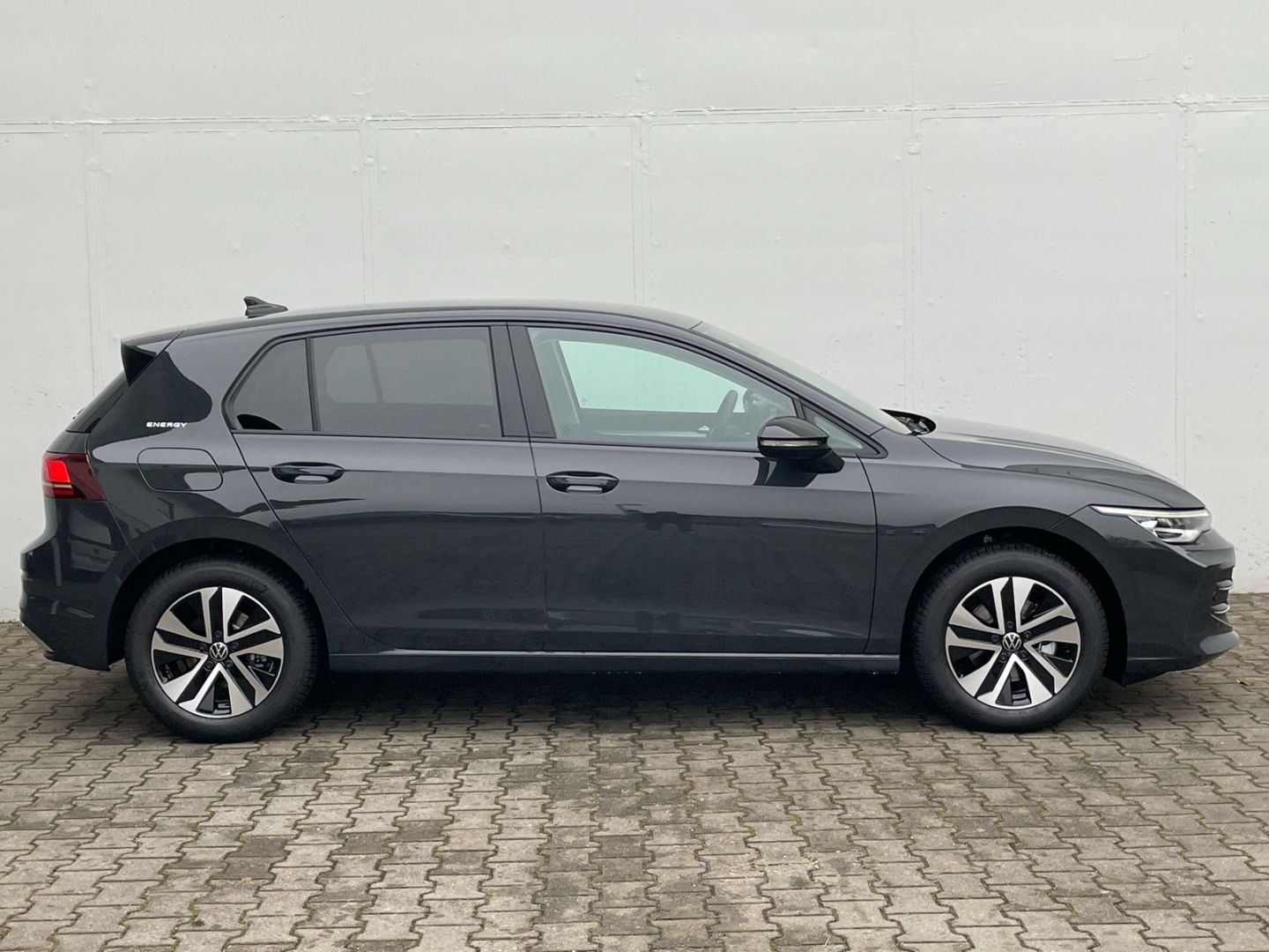 Golf VIII 1.5 eTSI DSG Energy Navi/ACC/Kamera/LE