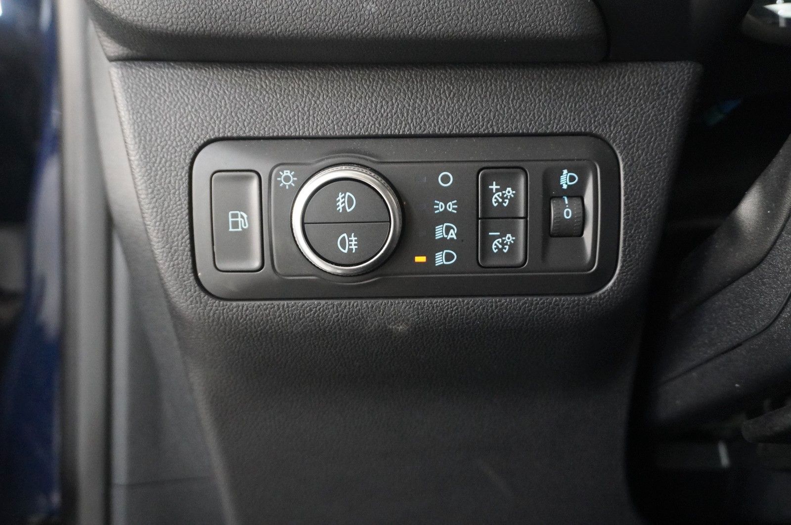 Fahrzeugabbildung Ford Kuga Plug-In Hybrid 2.5 TITANIUM NAVI/LED/SH/DAB
