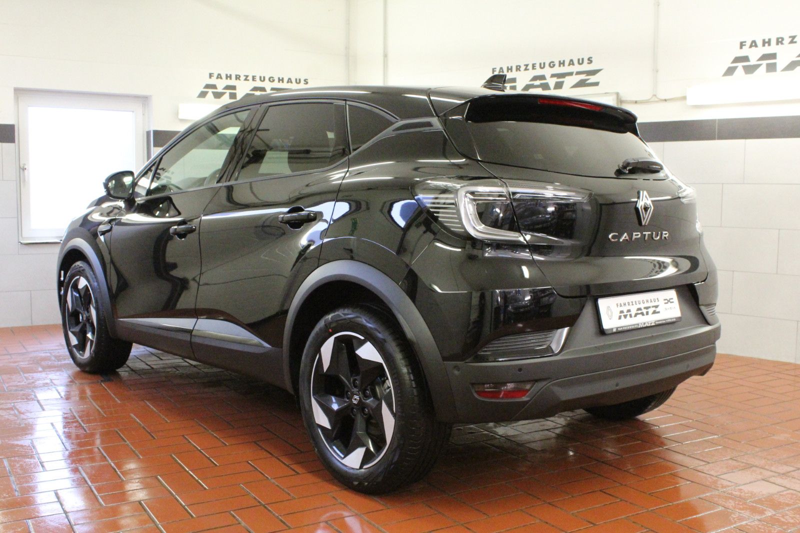 Fahrzeugabbildung Renault Captur TCe 115 KISS Sondermodell *Winter-Pak*Nav