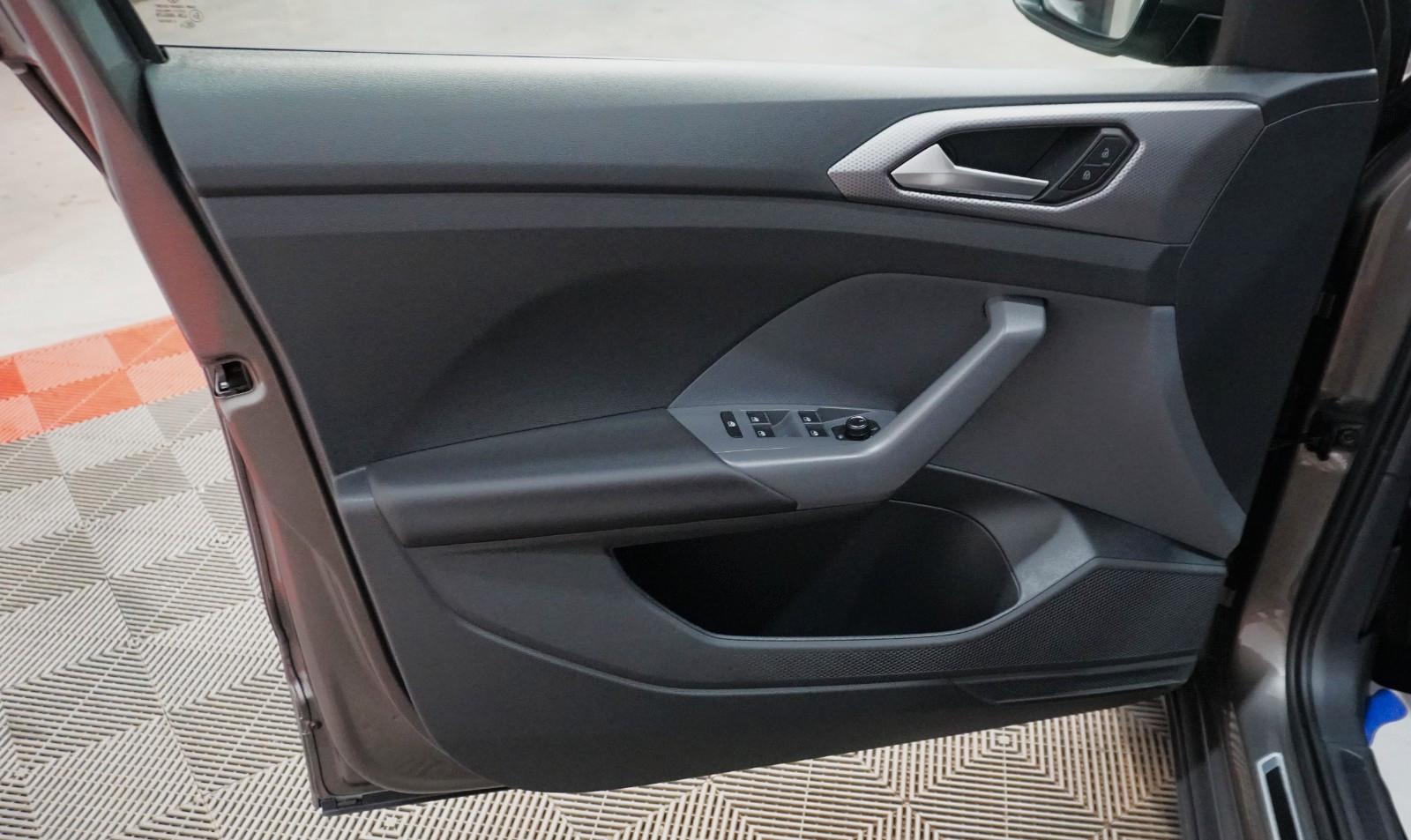 Volkswagen T-Cross R-Line 1.0 TSI *AHK*LED*CARPLAY*, миниатюра 16