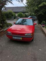 Mazda 323 BG rot 1994 mit Dachfenster - Mazda 323: Coupe