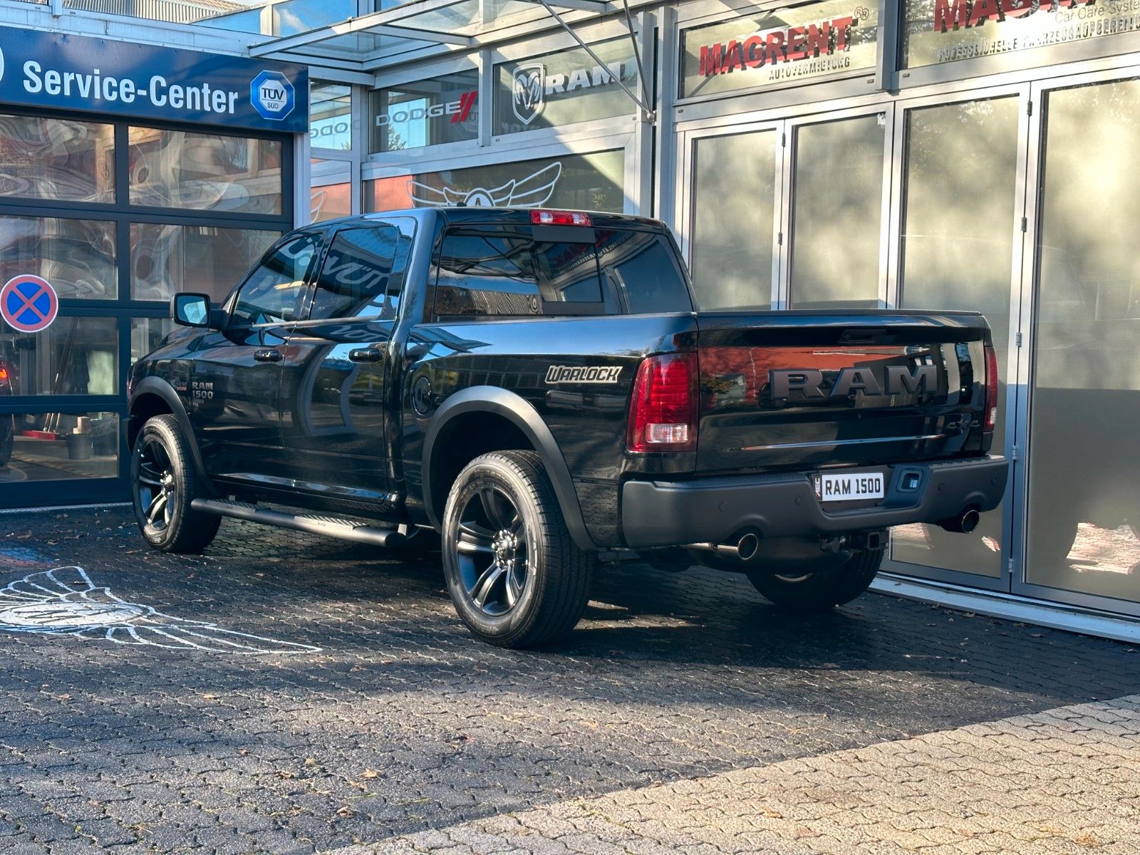 Fahrzeugabbildung Dodge RAM 1500 WARLOCK *LPG*A/T Reifen