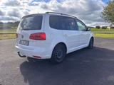 Volkswagen Touran 2.0 TDI MATCH 140 PS Panoramadach  - Volkswagen Touran 140 ps mit Diesel-Antrieb
