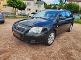 Toyota Avensis Kombi 2.0 D-4D Executive TÜV 10/2025+1H - Toyota Avensis aus 2006