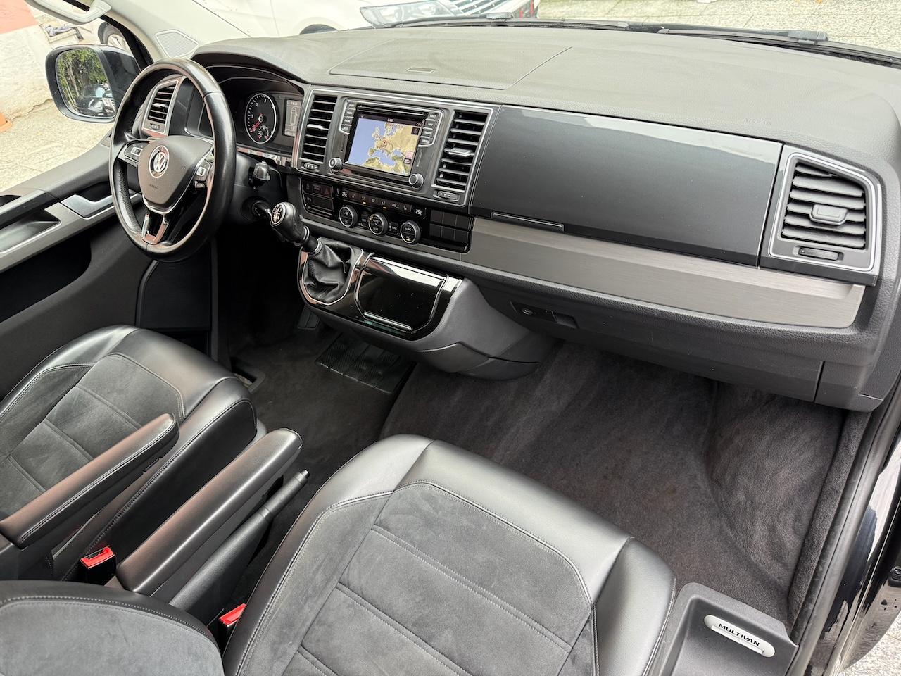 Volkswagen T6 Multivan 2.0 TDI | 204 ch | BVM | 7 places | Alcantara | Régulateur adaptatif | Caméra de recul | Chauffage stationnaire