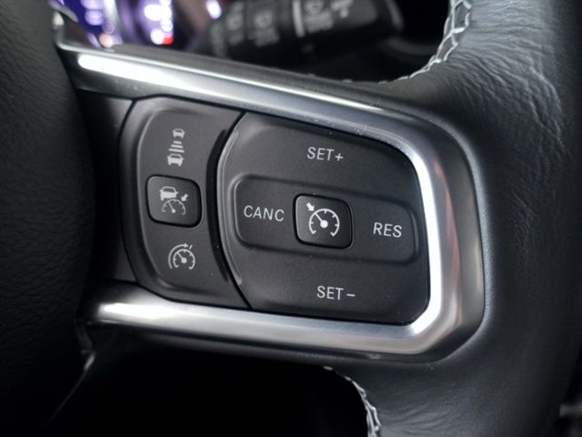 Fahrzeugabbildung Jeep Wrangler Sahara Unlimited 2.0 Plug-In | LED RFK