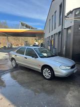 Ford FORD MONDEO 2.0 - gebrauchte Ford Mondeo aus dem Jahr 1998