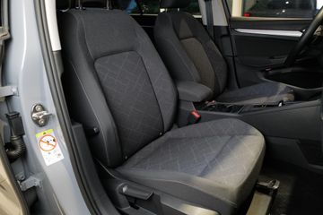 Volkswagen Golf - 7