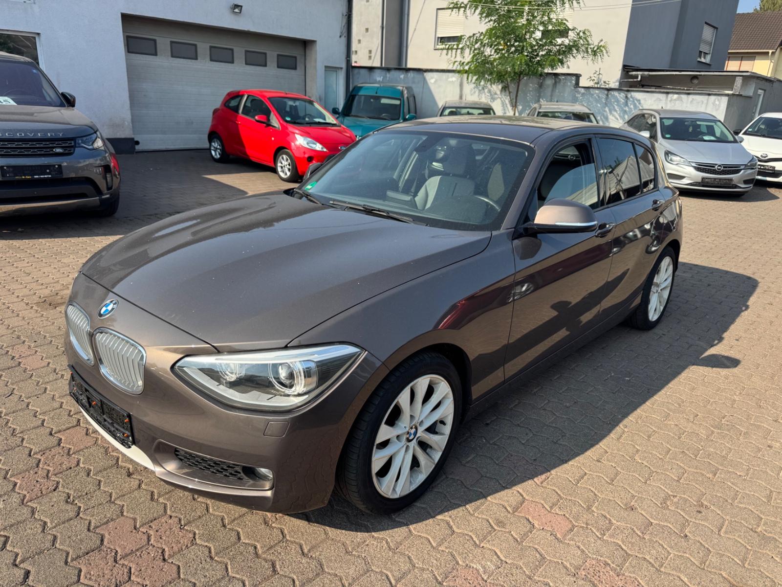 BMW 125i Urban Line "154518KM/Navi/Teilleder"5.Türig