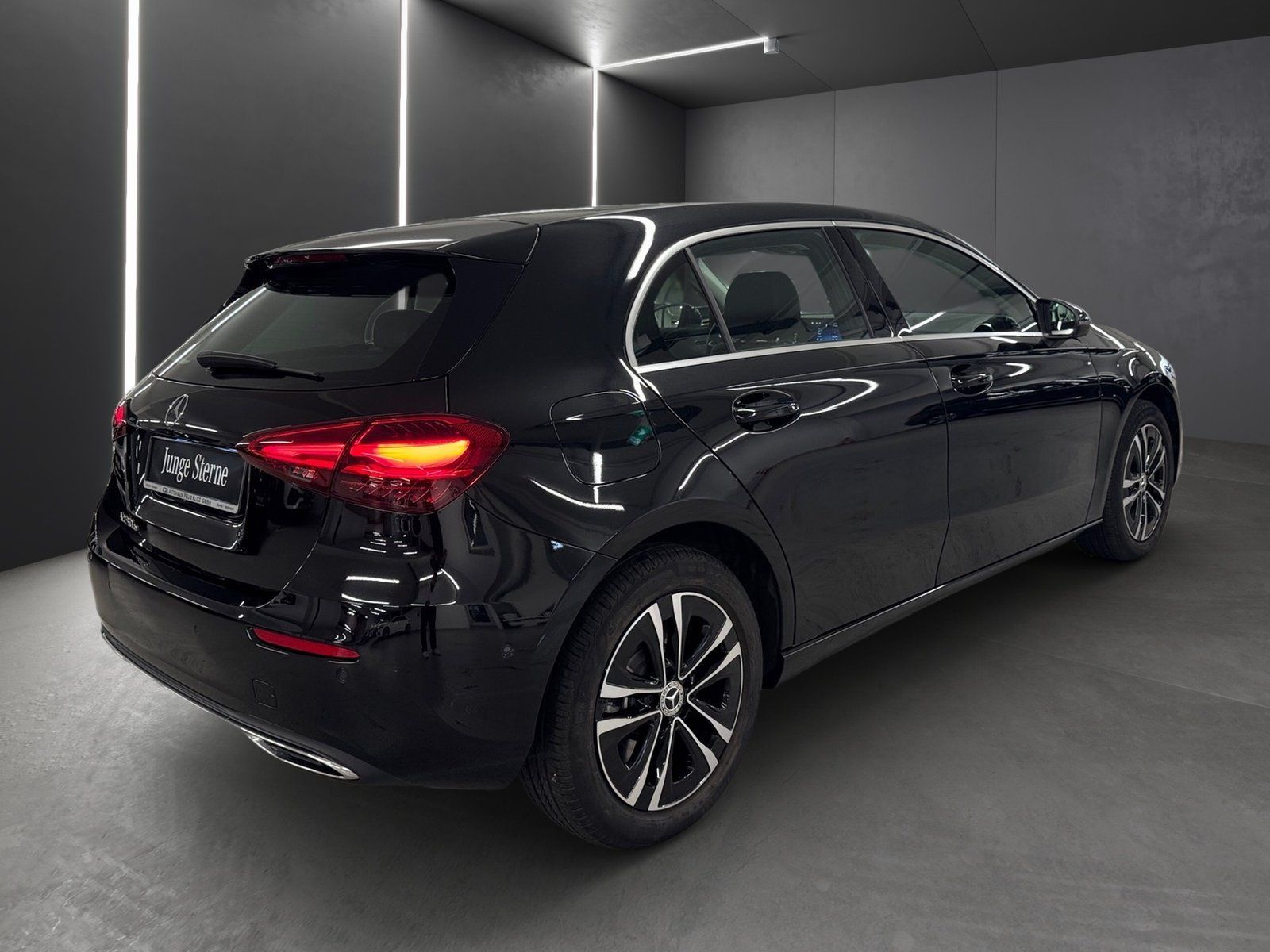 Fahrzeugabbildung Mercedes-Benz A 250 e Progressive*AHK*LED*Kamera*11kW*MBUX-HI*