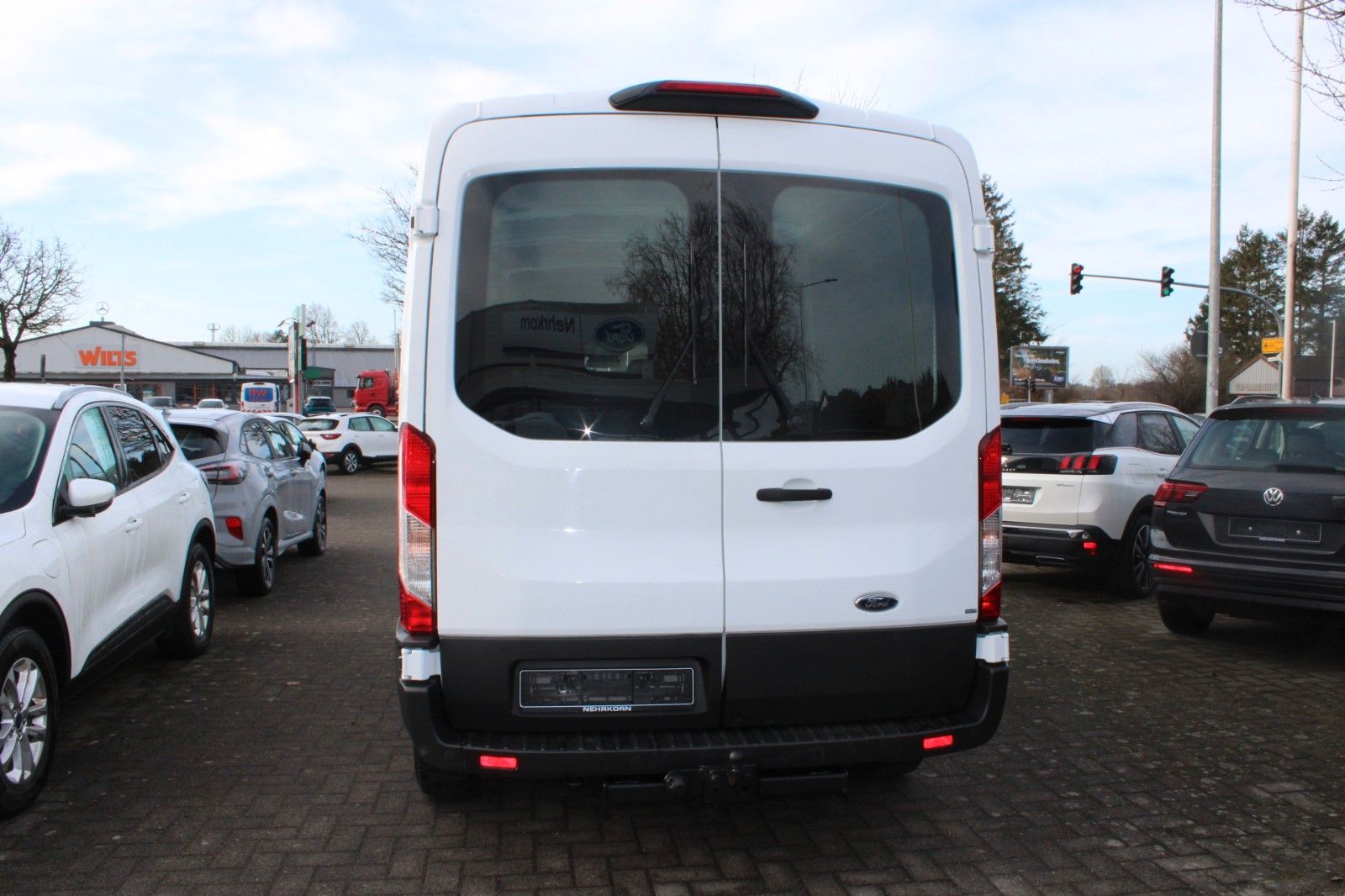 Fahrzeugabbildung Ford Transit L3 H2 TREND AHK PDC ALLWETTER 1.Hand