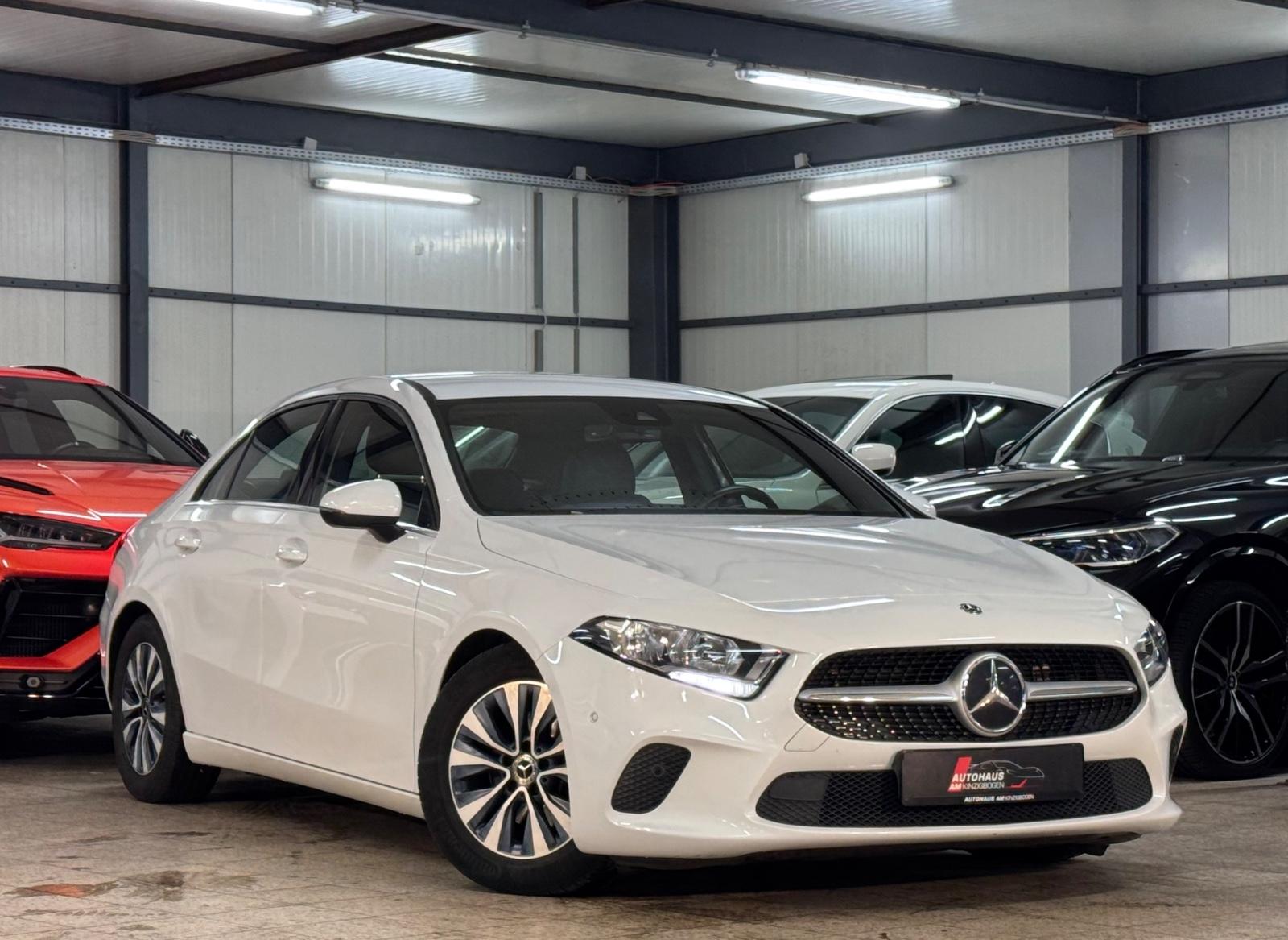 Mercedes-Benz A 180 d DCT Lim. MBUX*DAB*LANE*KAME*1.HAND