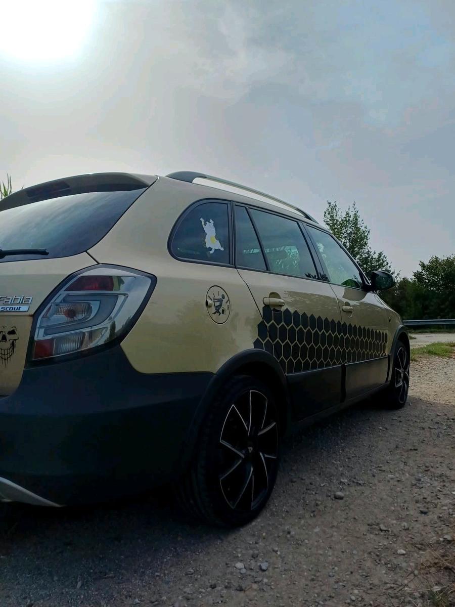 Skoda Fabia 2011 — photo 6