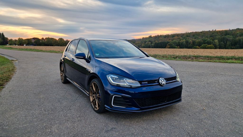 Image of Volkswagen Golf