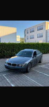 BMW E65 740i LPG - BMW 7er Reihe: E65