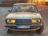 Mercedes-Benz Mercedes w123 300 d Oldtimer mit H Kennzei... - Mercedes-Benz 300: D W123