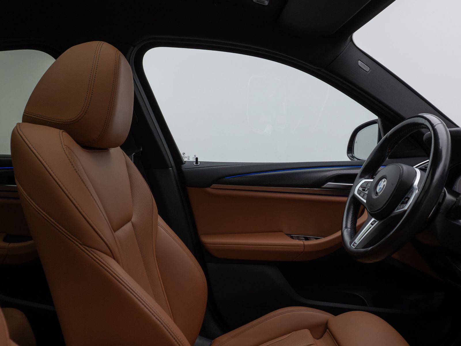 Fahrzeugabbildung BMW X4 M40d 360° Laser DAB Panorama HUD Komfort HiFi