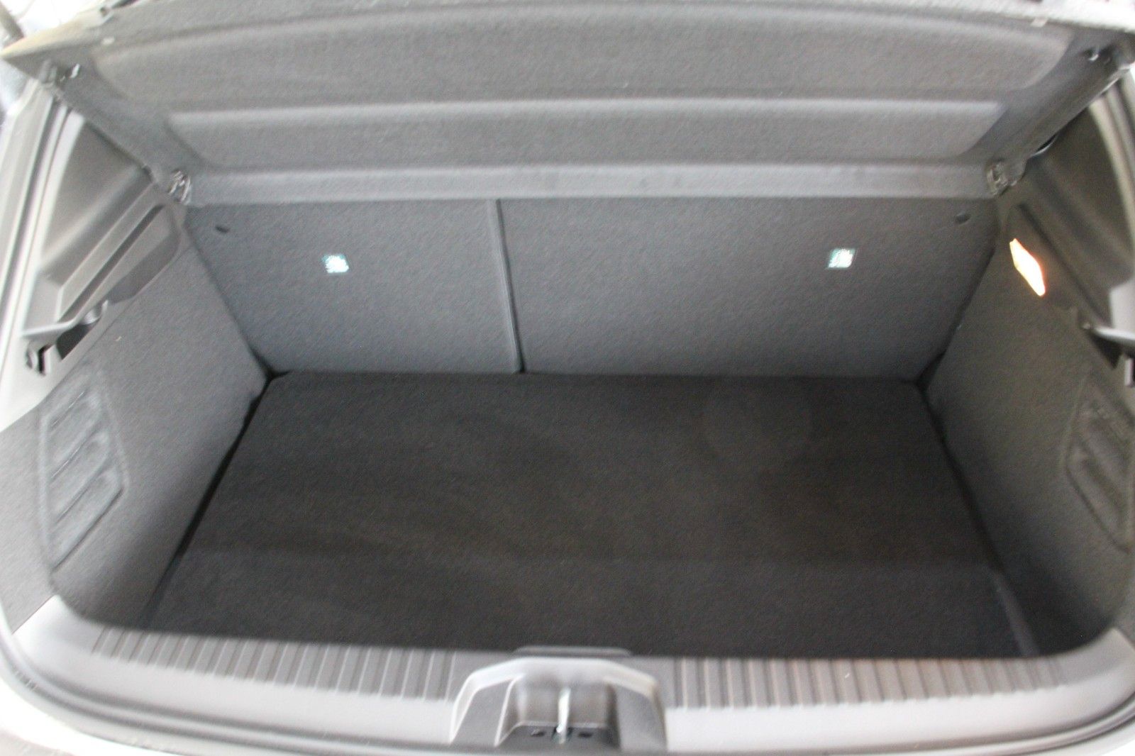 Fahrzeugabbildung Mitsubishi Colt Edition LED*DAB*SHZ*KAMERA