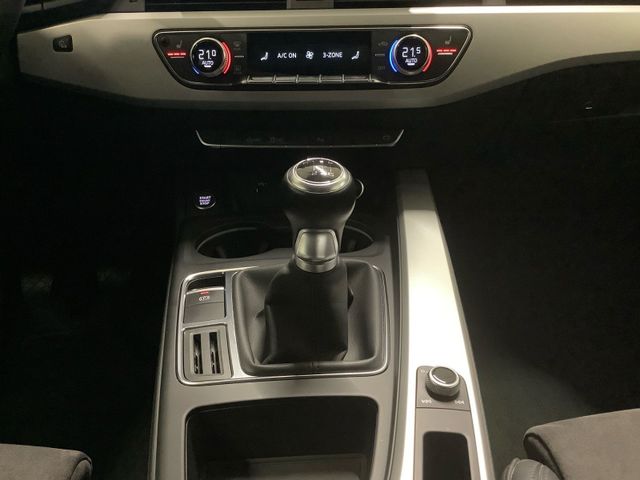 A4 Avant S line 35 TFSI,virtual cockpit,Headup,O