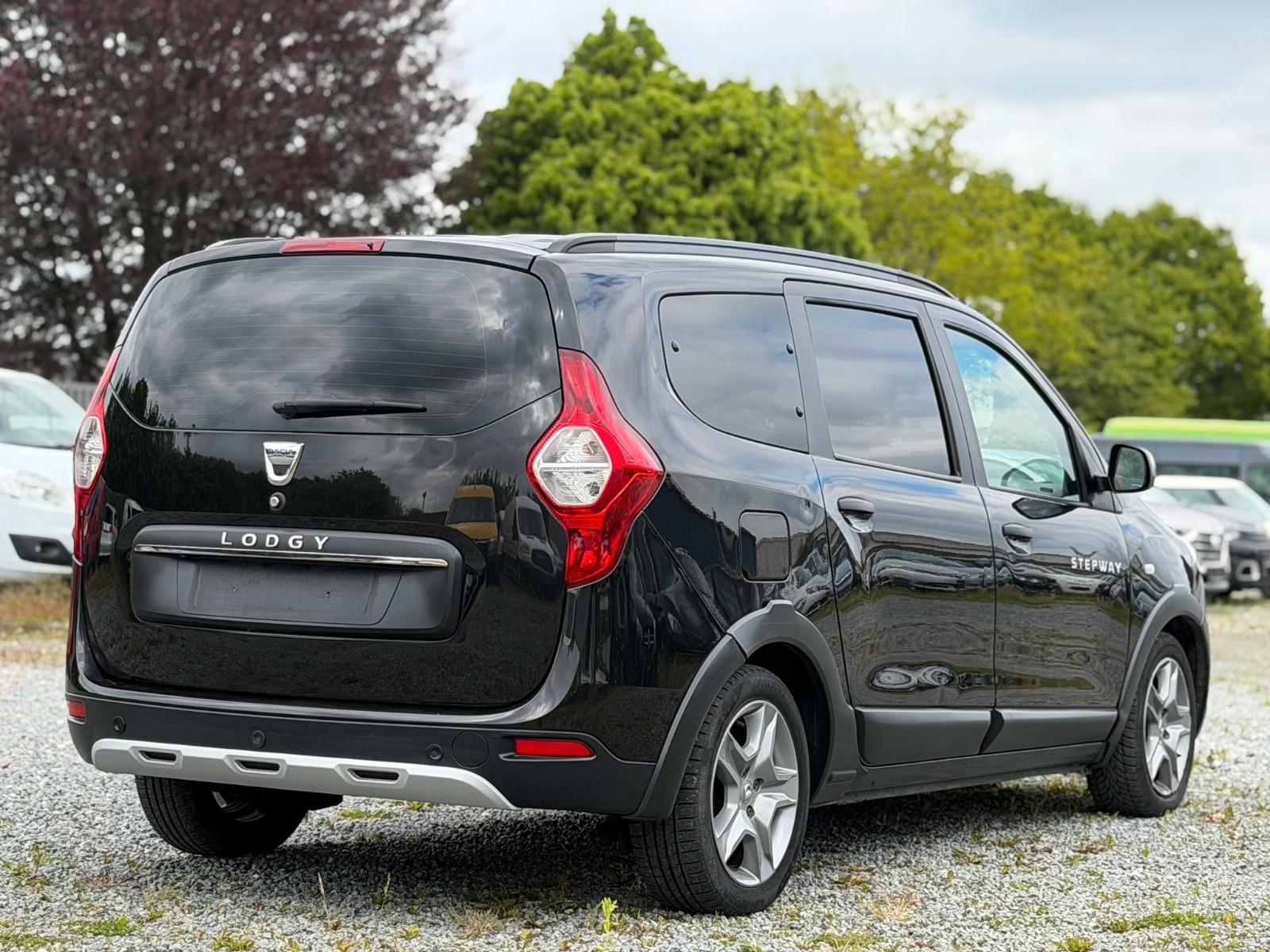Dacia Lodgy Stepway Plus, 7 Sitze, Navi ,Kam,Klima