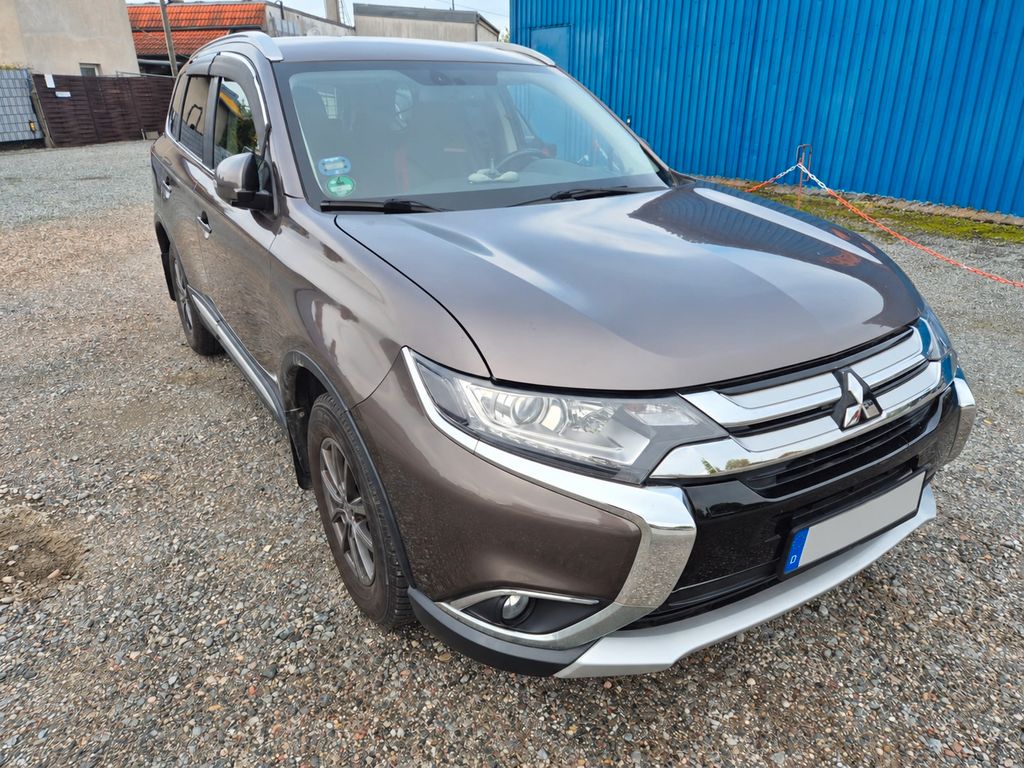 Image of Mitsubishi Outlander