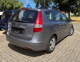 Hyundai i30 Kombi Klima USB AUX - Hyundai i30 in Freiburg