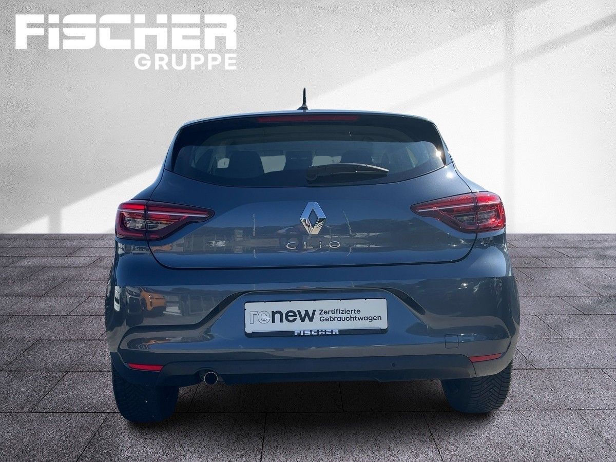 Fahrzeugabbildung Renault Clio ZEN TCe 90 EPH 7"Touch - mit KI generiert/bearbeitet