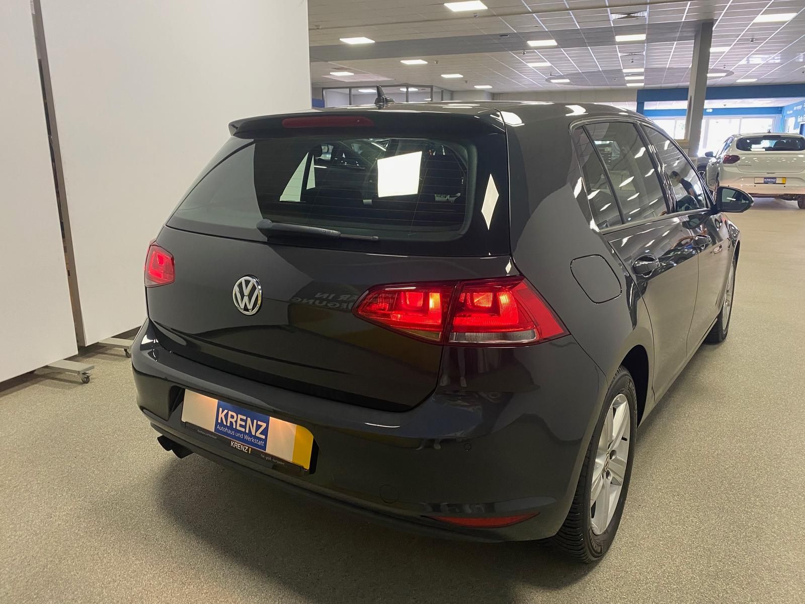 Fahrzeugabbildung Volkswagen Golf VII Comfortline+ALLWETTER+2-ZKLIMA+PDC+HEIZ