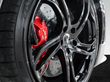 صورة 10 لـ 2024 Mclaren 750S