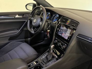 Volkswagen Golf - 7