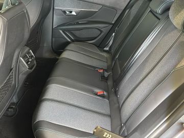 Peugeot 3008 - 11
