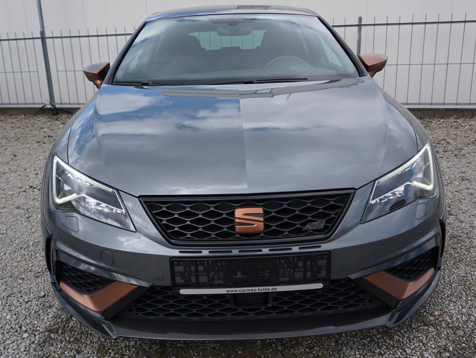 Fahrzeugabbildung SEAT Leon Cupra R Limitiert 673 von 799, ACC, Kamera