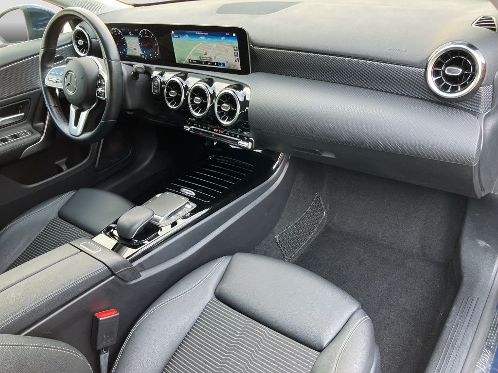 Fahrzeugabbildung Mercedes-Benz A 180 d PROGRESSIVE*STANDH*LED*NAVI*SITZH*TOTW