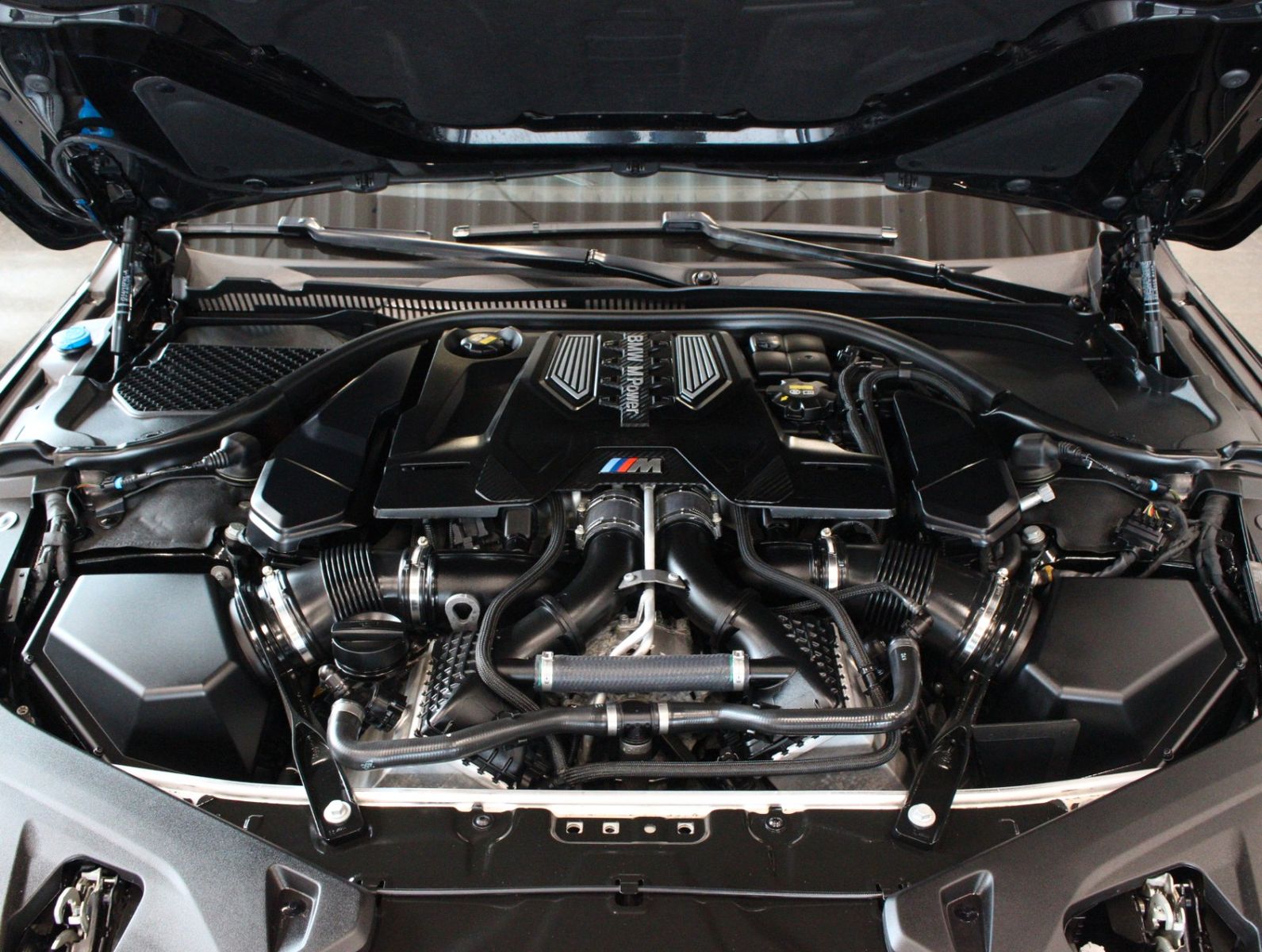 Fahrzeugabbildung BMW M8 Coupe Comp. M Driver´s*B&W*Softclose*TOP