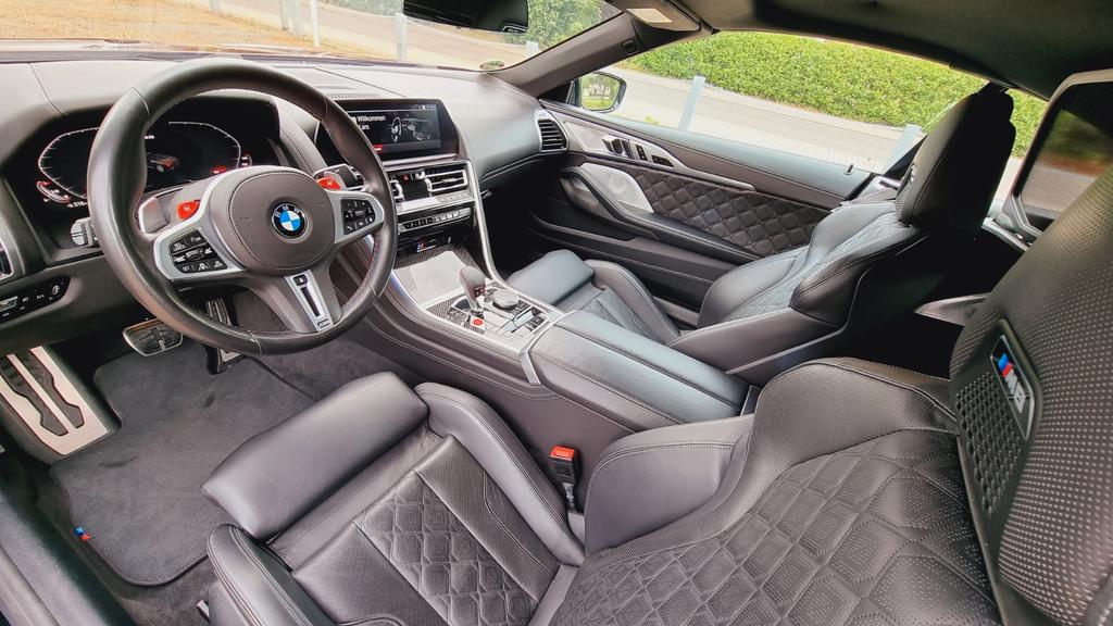 BMW M8