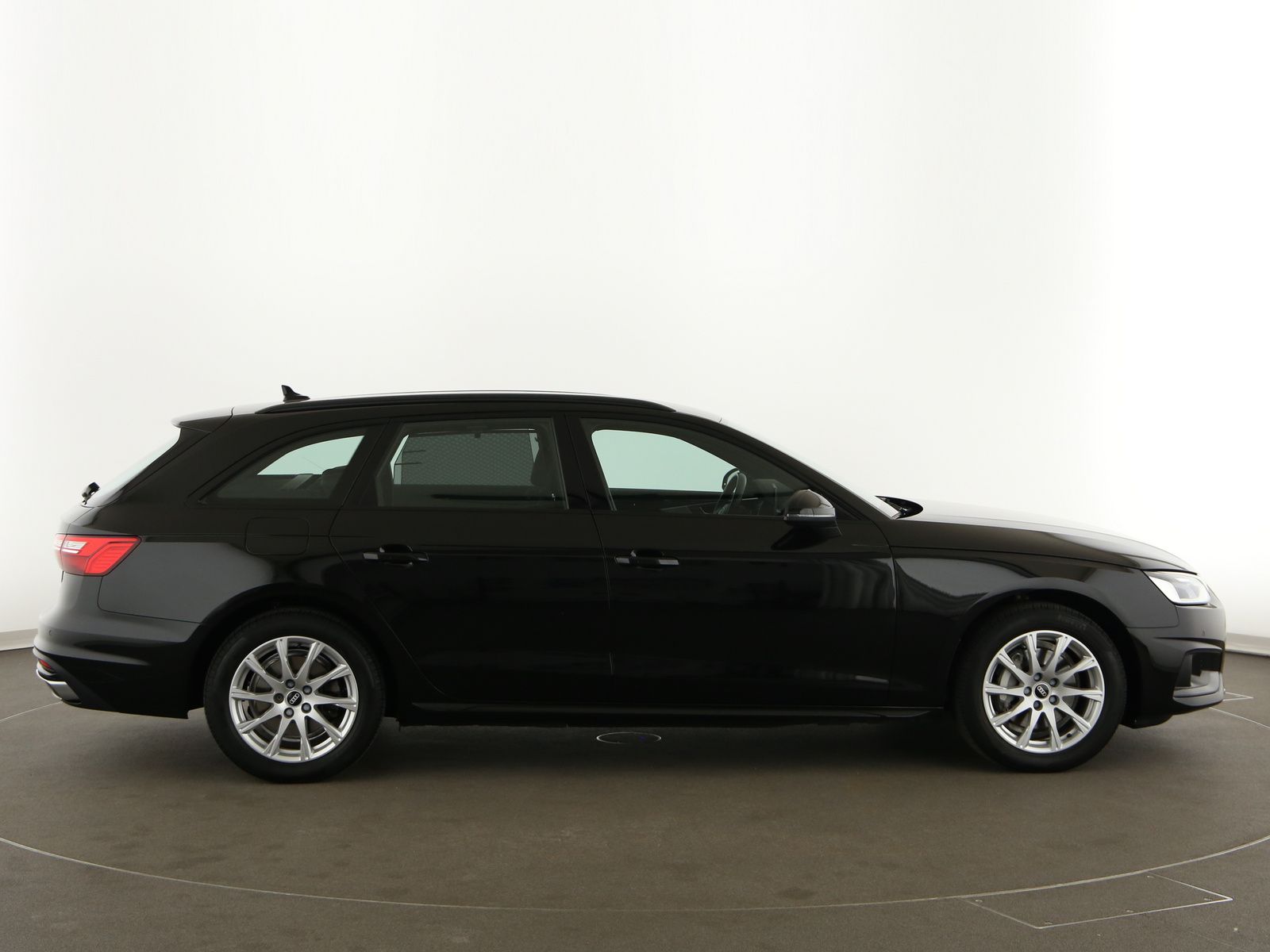 Audi A4 - Bild 8