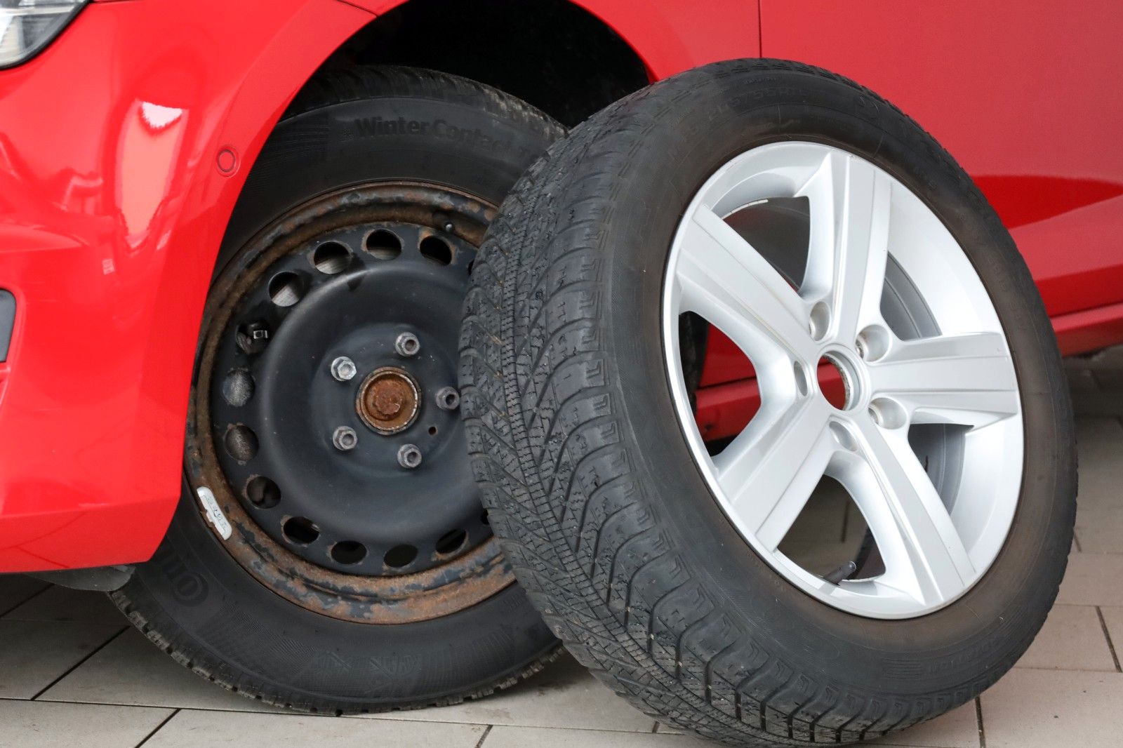 Fahrzeugabbildung Volkswagen Golf VII Variant Comfortline T.Leder,Navi,Xenon