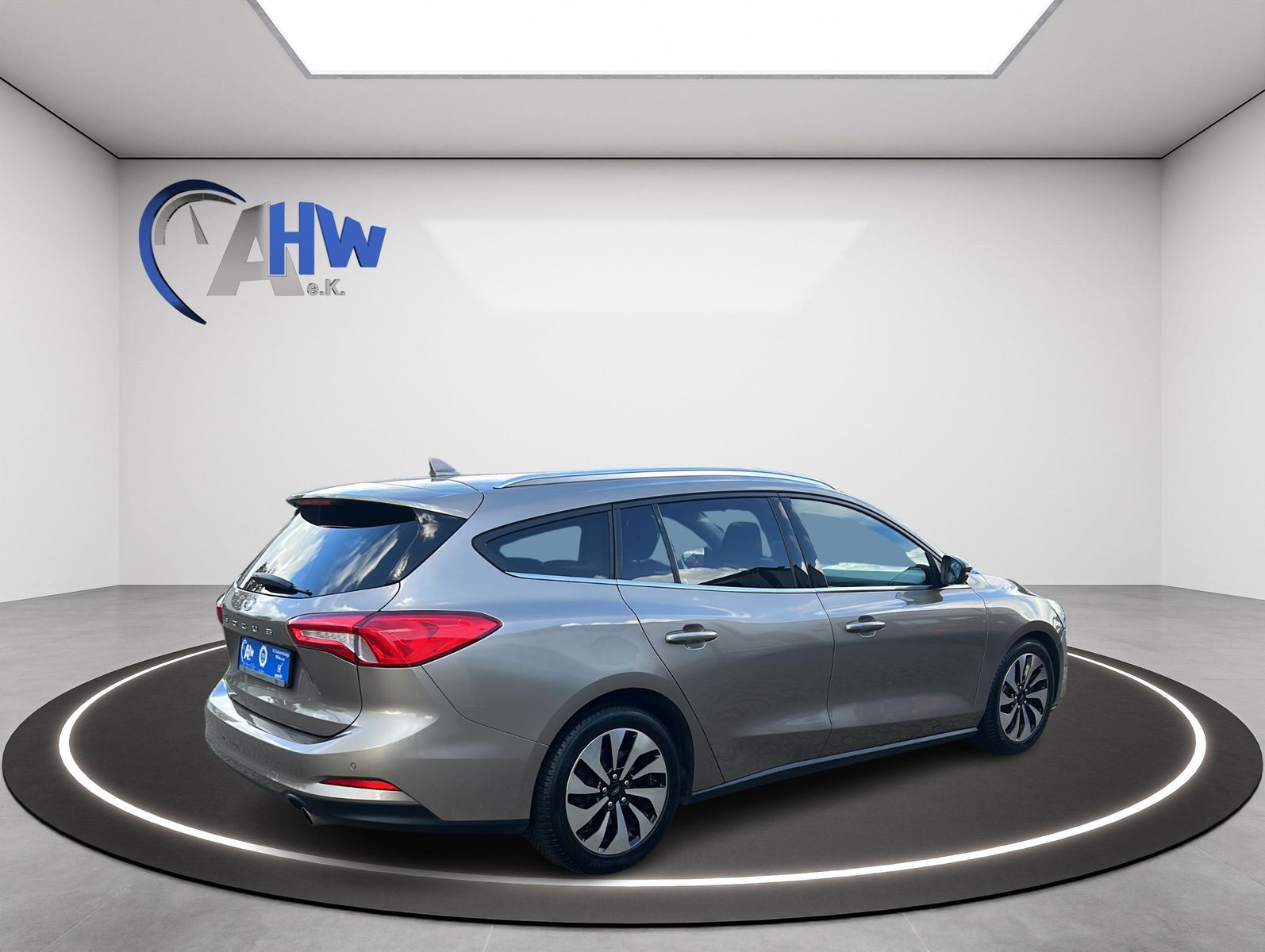 Fahrzeugabbildung Ford Focus 1,5 Turnier Cool & Connect