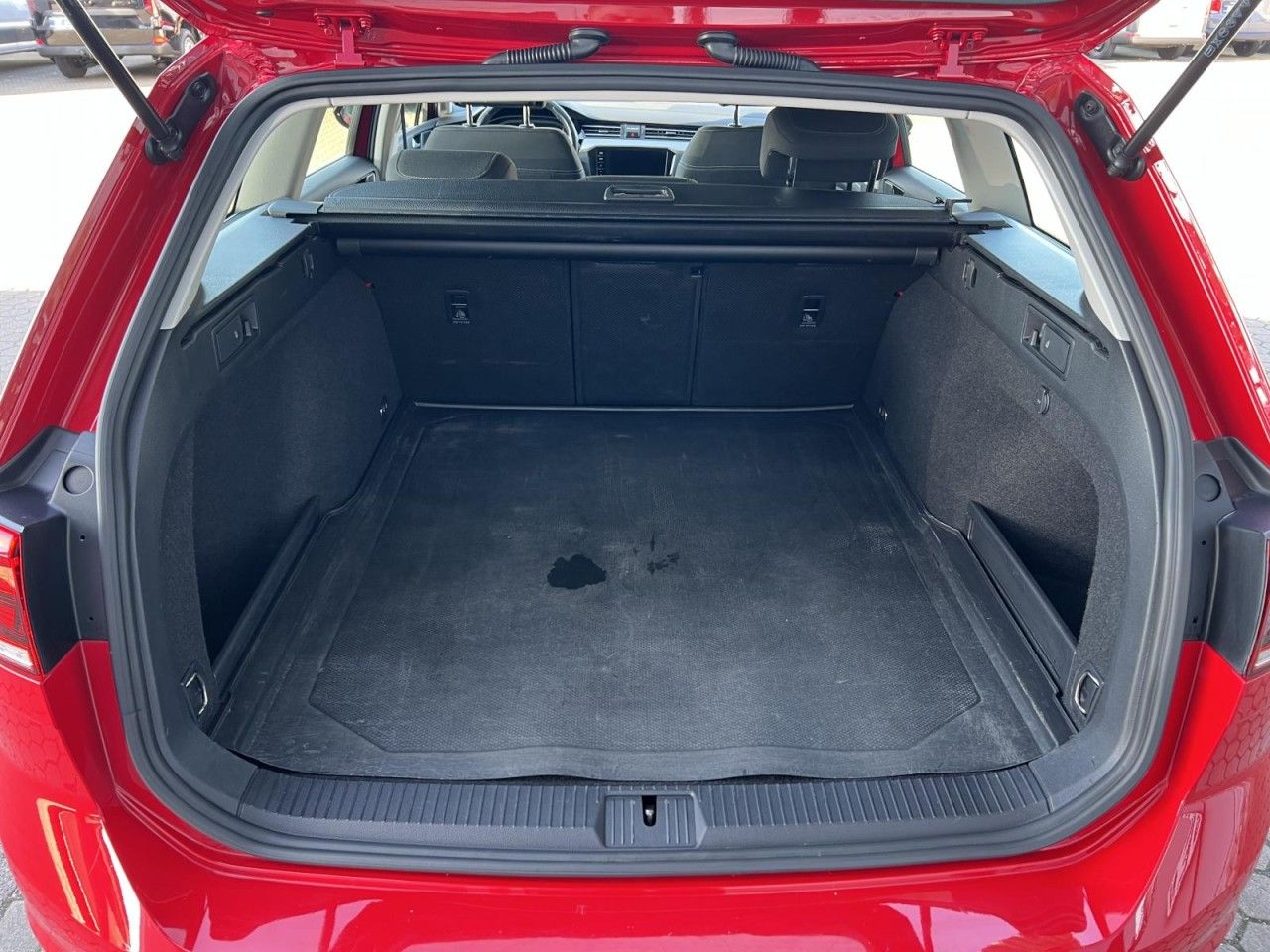 Volkswagen Passat Variant - Bild 6