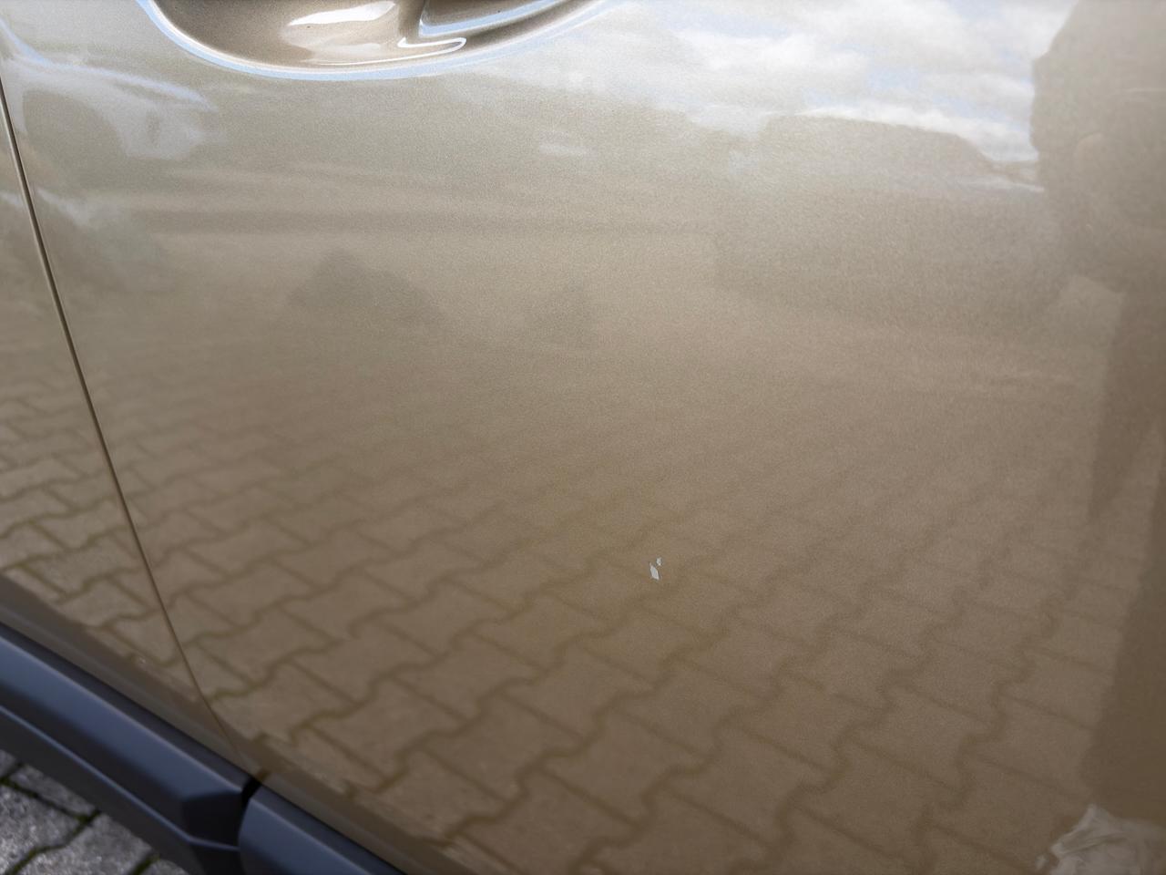 Peugeot 3008 1.2 12V e-THP / Allwetter Reifen