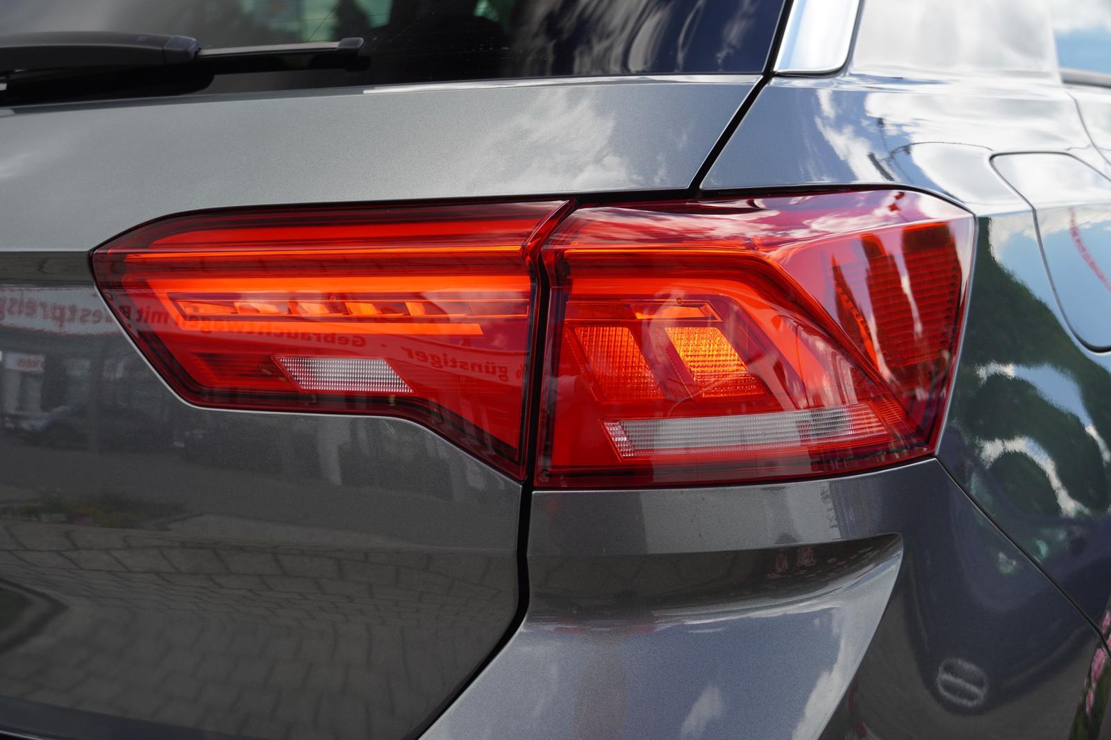 Volkswagen T-Roc 1.5 TSI DSG Style LED Navi AHK ACC PDC