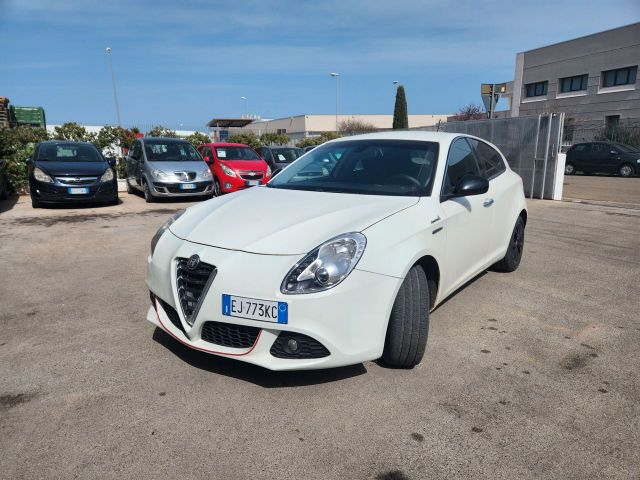 Alfa Romeo Giulietta 1.6 JTD X NEOPATENTATI