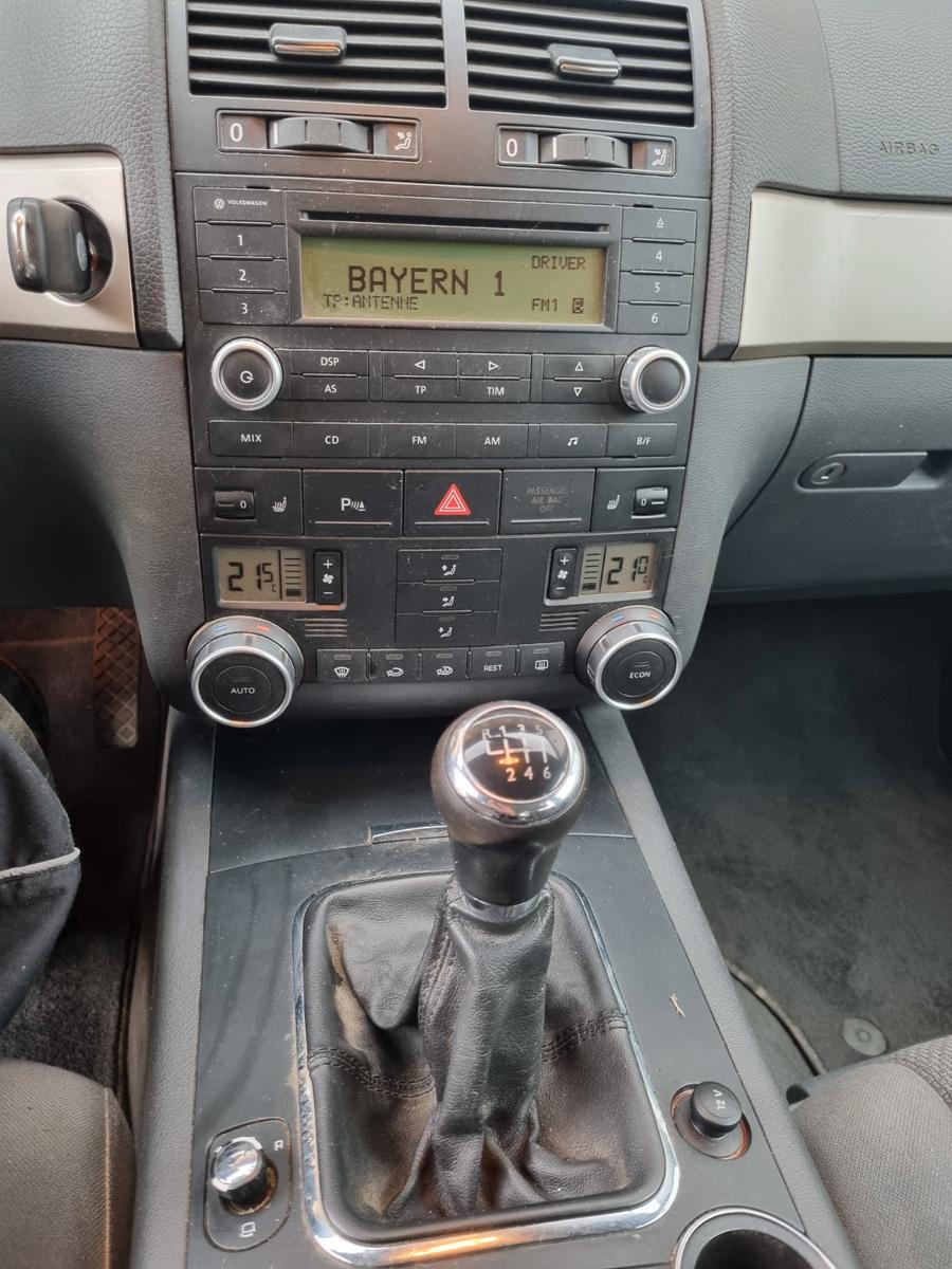 Volkswagen Touareg 2006 — photo 5